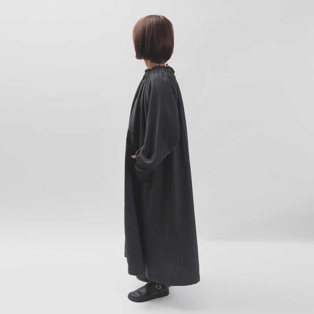 [CHECK & STRIPE (check & striped)] Rubber shirring dress "thin cashmere mixed wool"