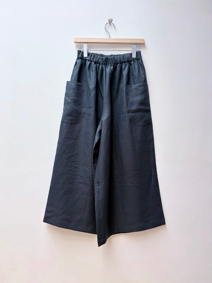 【CHECK&STRIPE(チェック&ストライプ)】ギャザーロングキュロット　カラーリネン