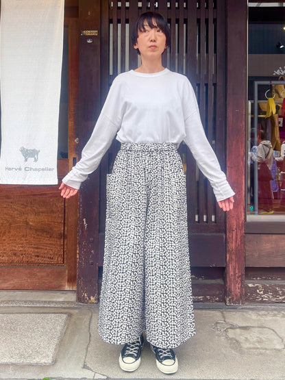 【CHECK&STRIPE(チェック&ストライプ)】ギャザーロングキュロット marie flower petite