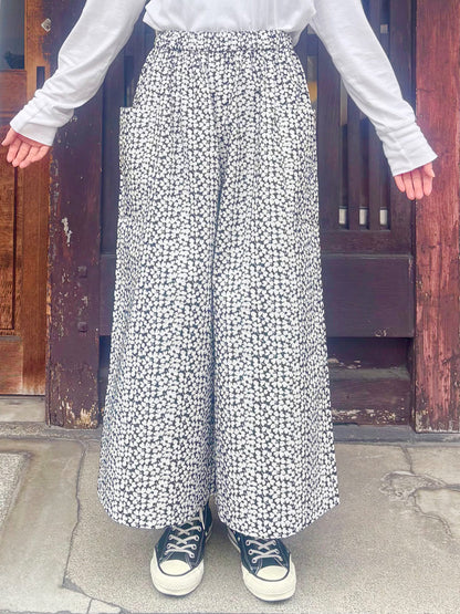 【CHECK&STRIPE(チェック&ストライプ)】ギャザーロングキュロット marie flower petite