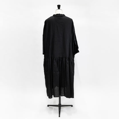 【CHECK&STRIPE(チェック&ストライプ)】小さな衿のローウエストワンピース 「やさしいリネン」