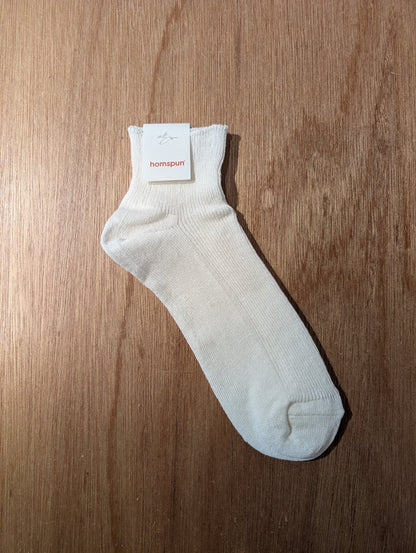 【homspun (ホームスパン) 】リネンショートソックス