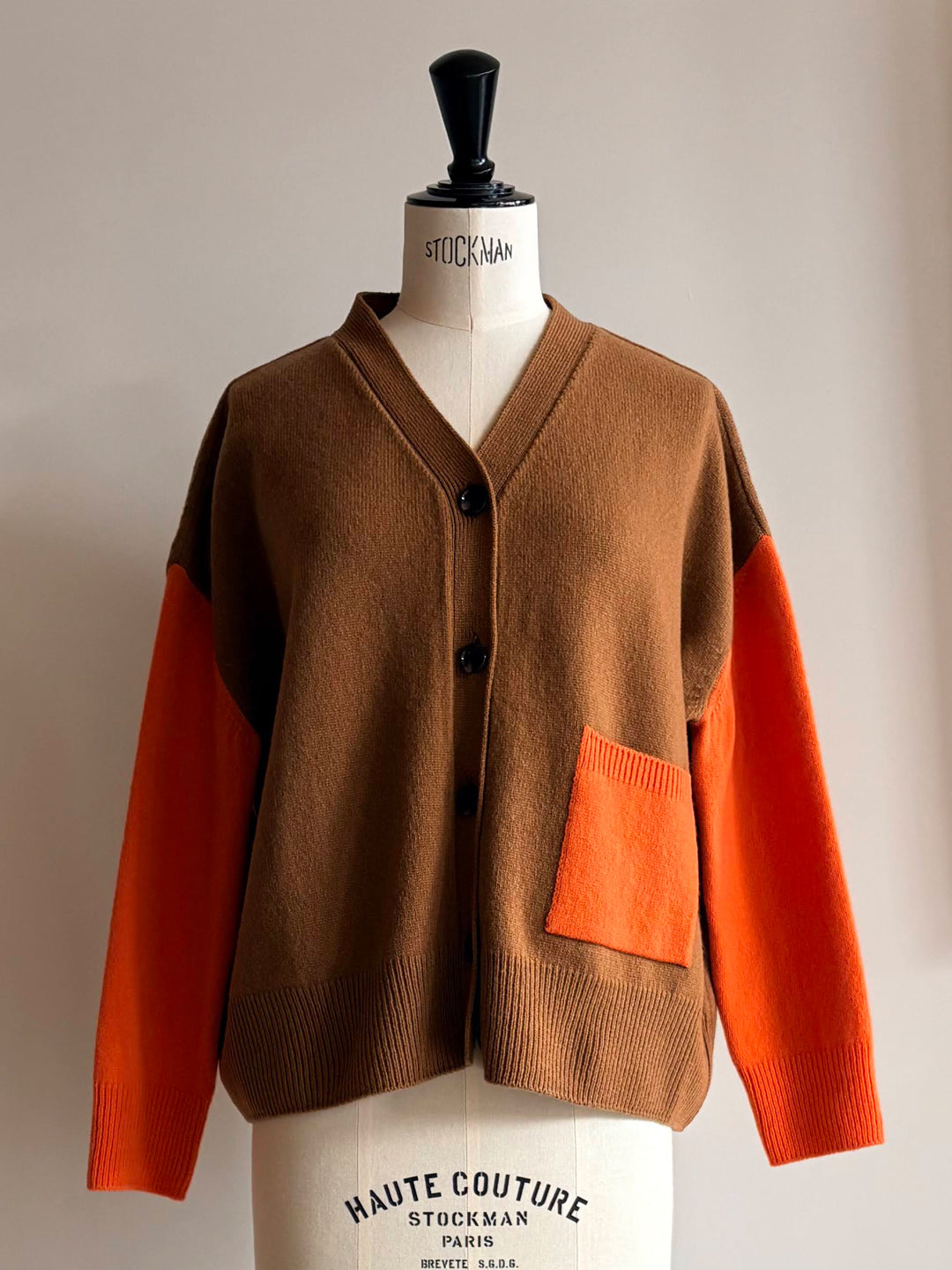 Cardigan ensoleillé Cardigan d'origine ensoleillé